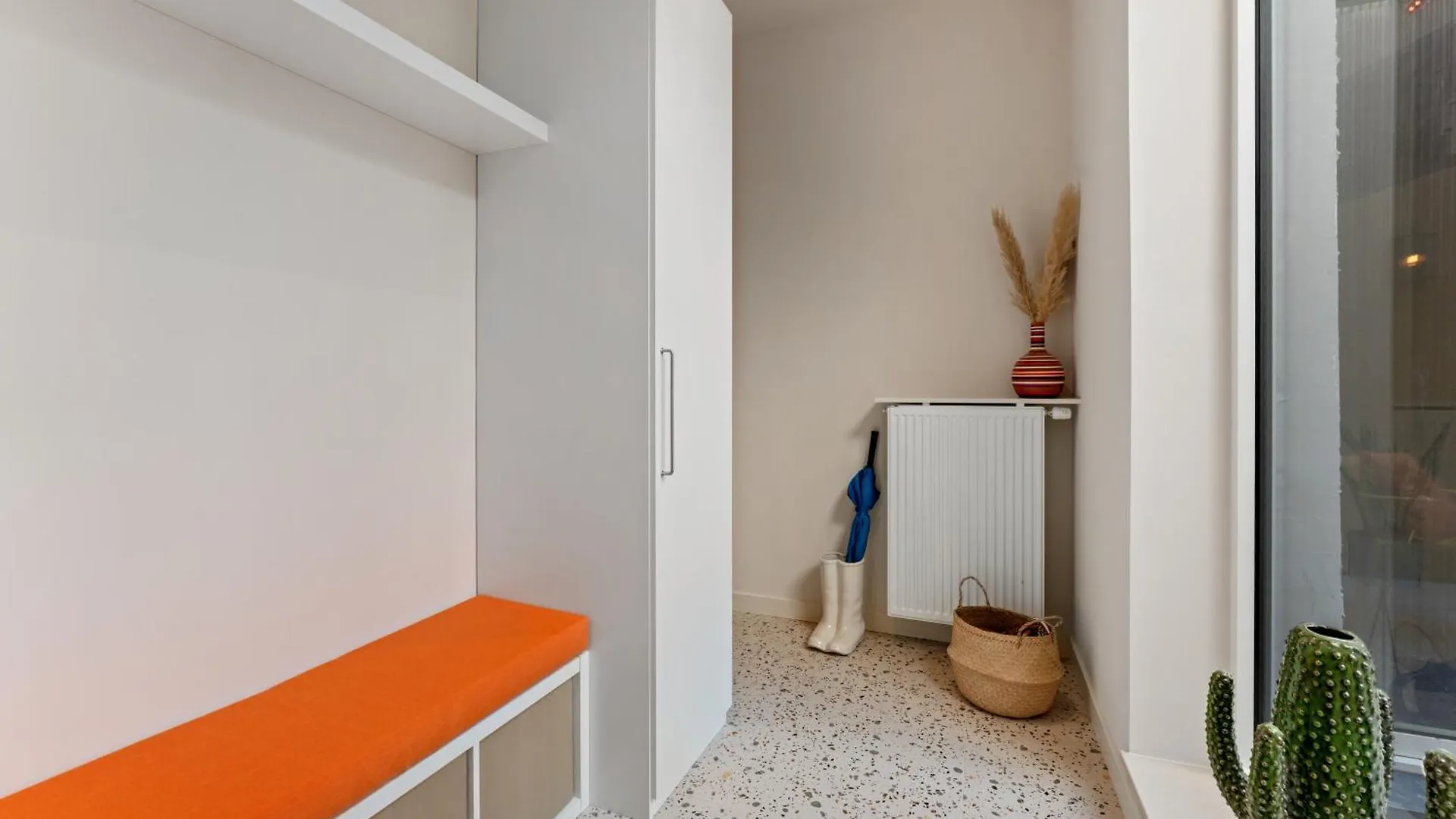 Holiday home Prachtig, Moderne En Stijlvolle Gezinswoning 6P Villa Ostend